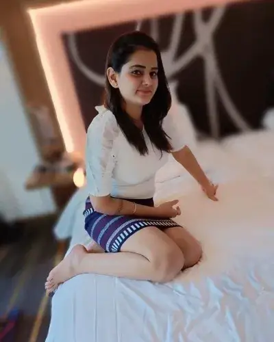 Escort Service In Madhogarh